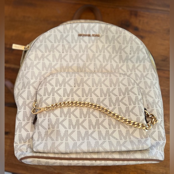 Michael Kors | Signature Chain Zip Backpack - Picture 3 of 6